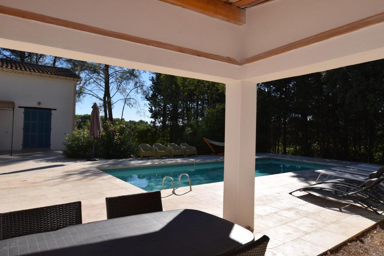 La Bastide Blanche Magnifique Villa 5 Etoiles 5 Chambres Et Piscine Privee Sur 6500 M Var Lorgues Luaran gambar
