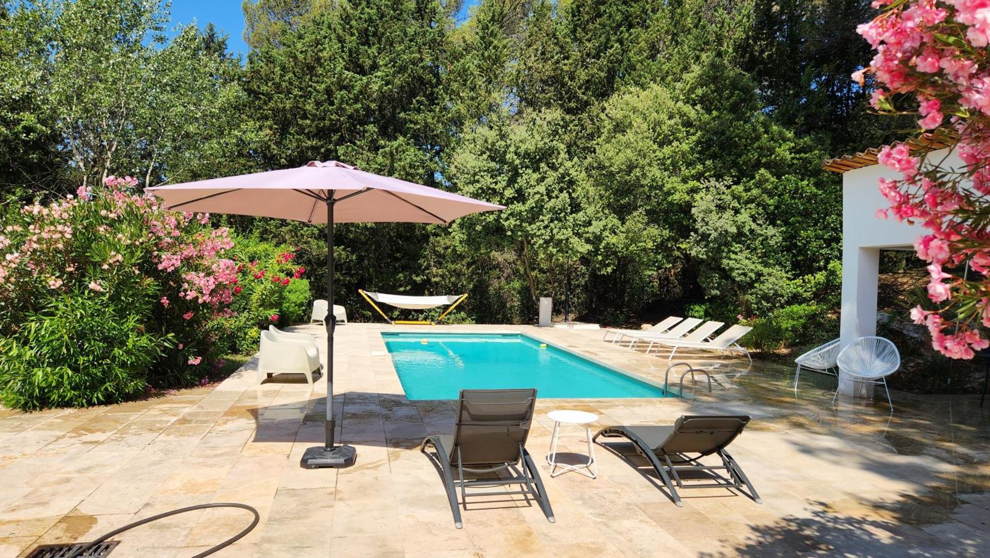 La Bastide Blanche Magnifique Villa 5 Etoiles 5 Chambres Et Piscine Privee Sur 6500 M Var Lorgues Luaran gambar